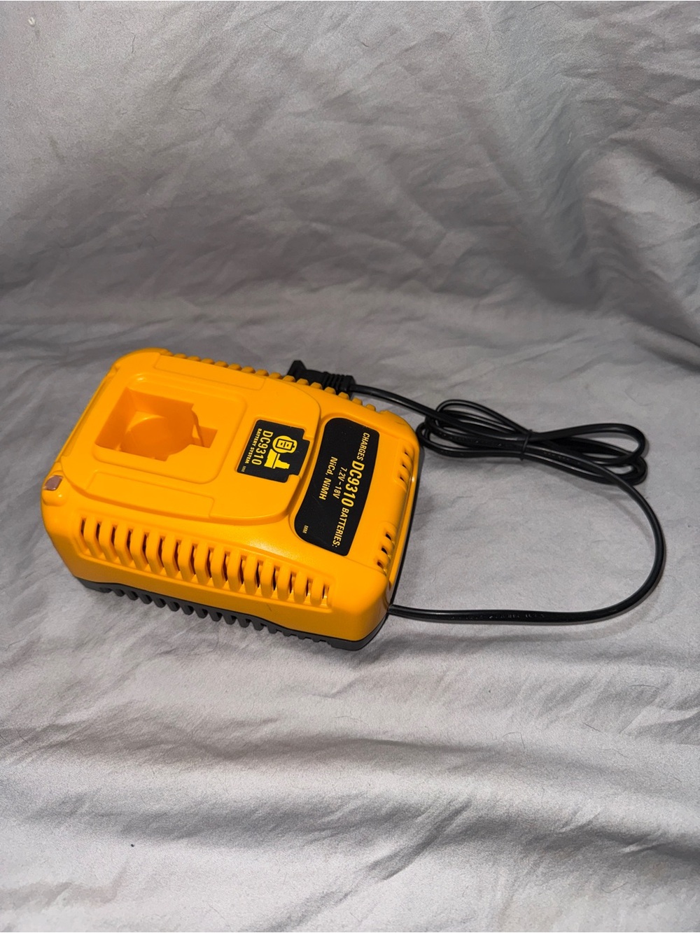 Dewalt DC9310 Battery Charger 7.2V-18VNiCd NiMH- Battery Capacity